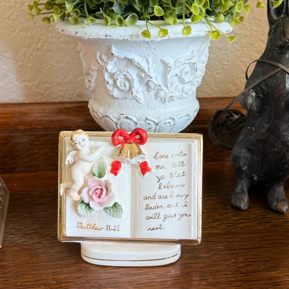 Vintage porcelain book with 3D angel made in Japan - Picture 9 of 13